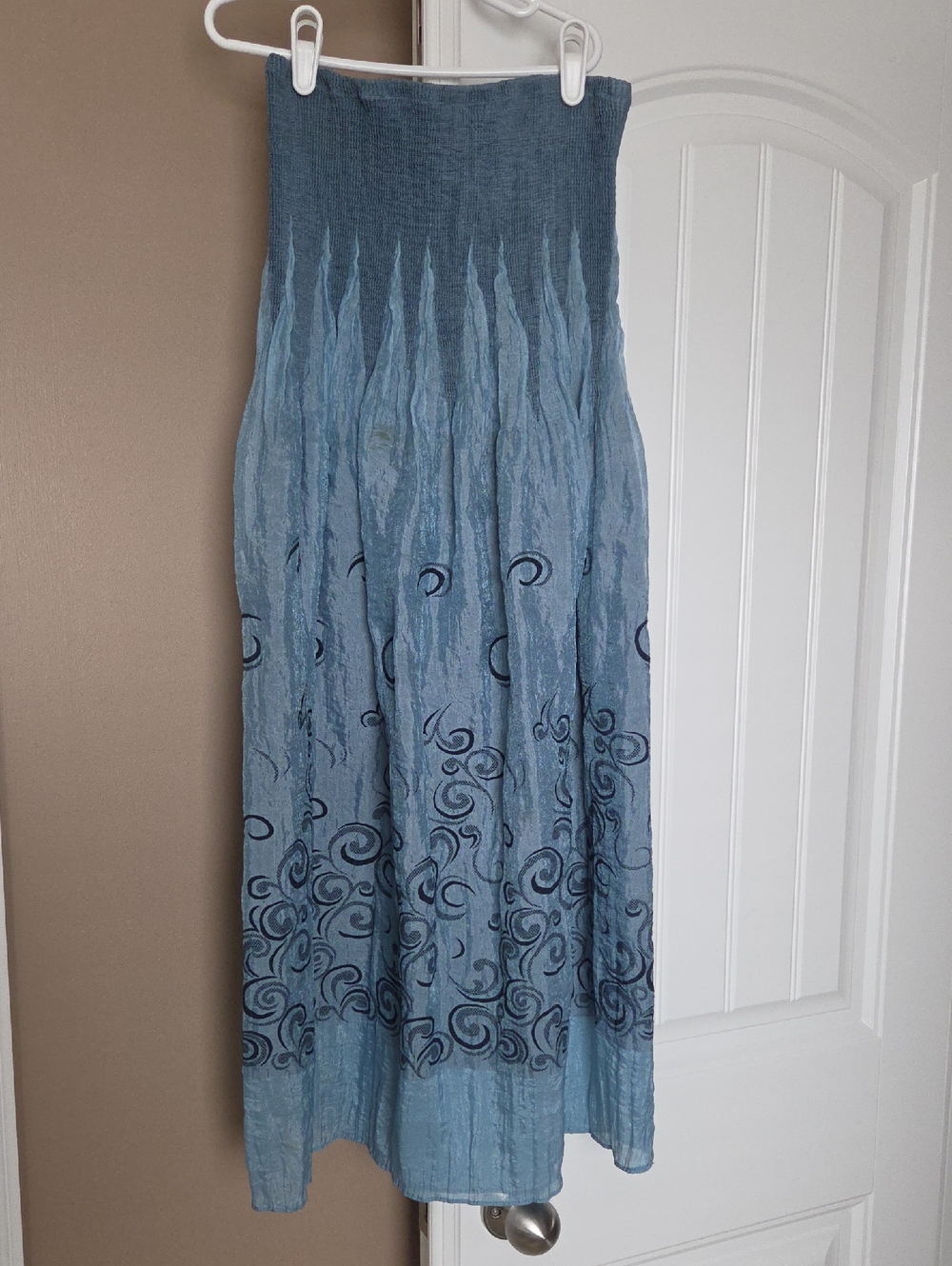 Lapis Resort Wear - Like New